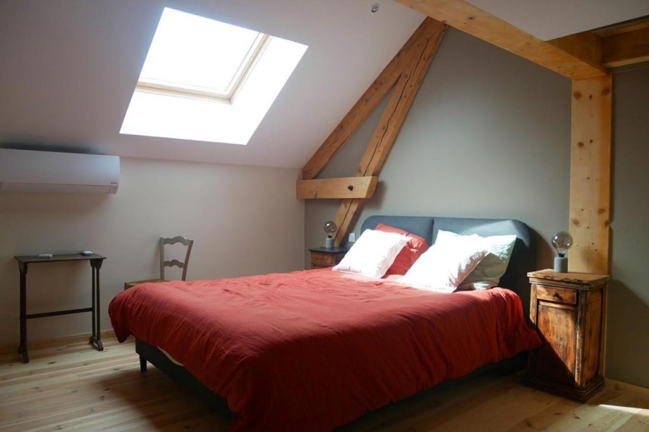 chambre d hôte La Grange Pommiers-en-Forez Extérieur photo